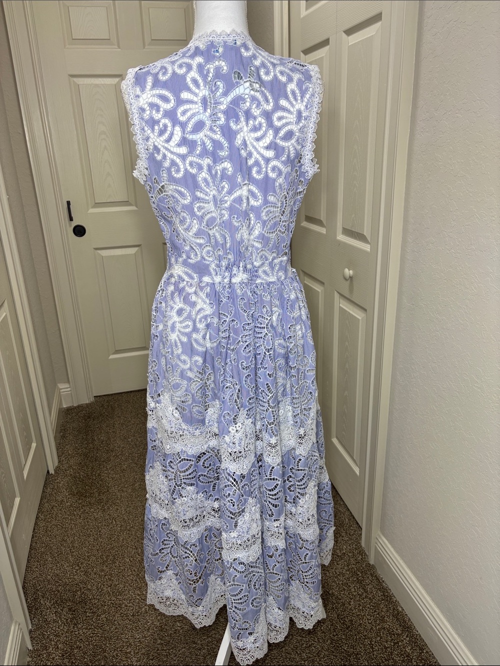Waimari Gaia Lace Embroidered Luxury
Resort Wear Maxi Dress Blue Size M NWT - Picture 7 of 11